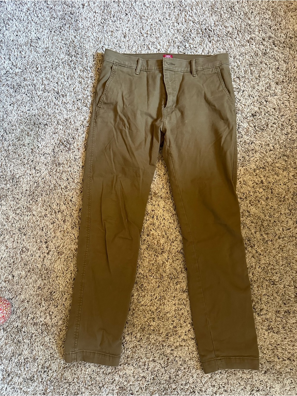 Levi's Olive Chino Pants - Men's Casual Trousers